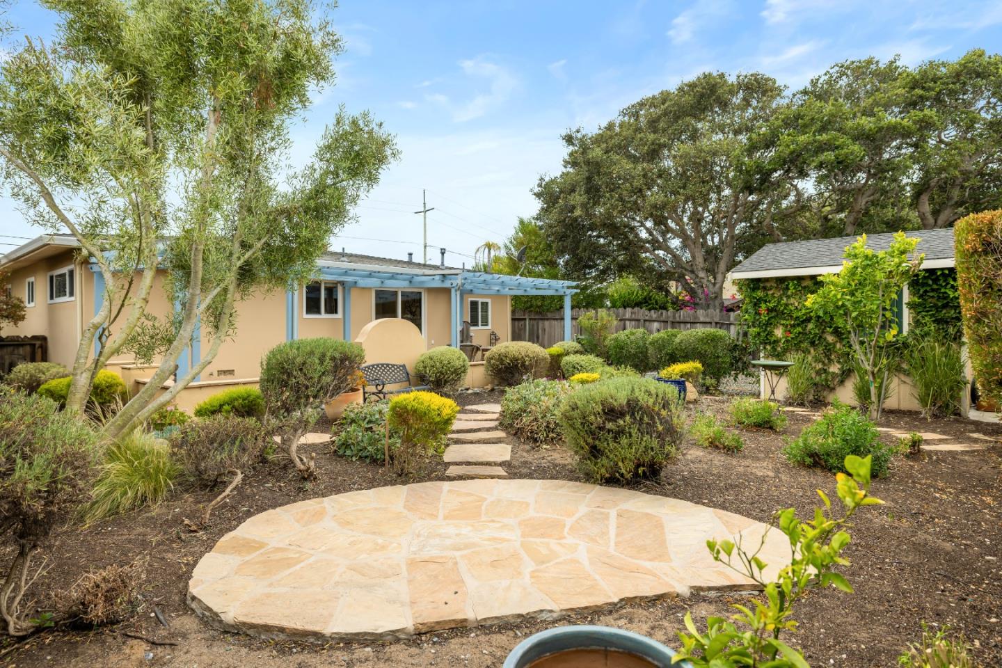 Property photo 32