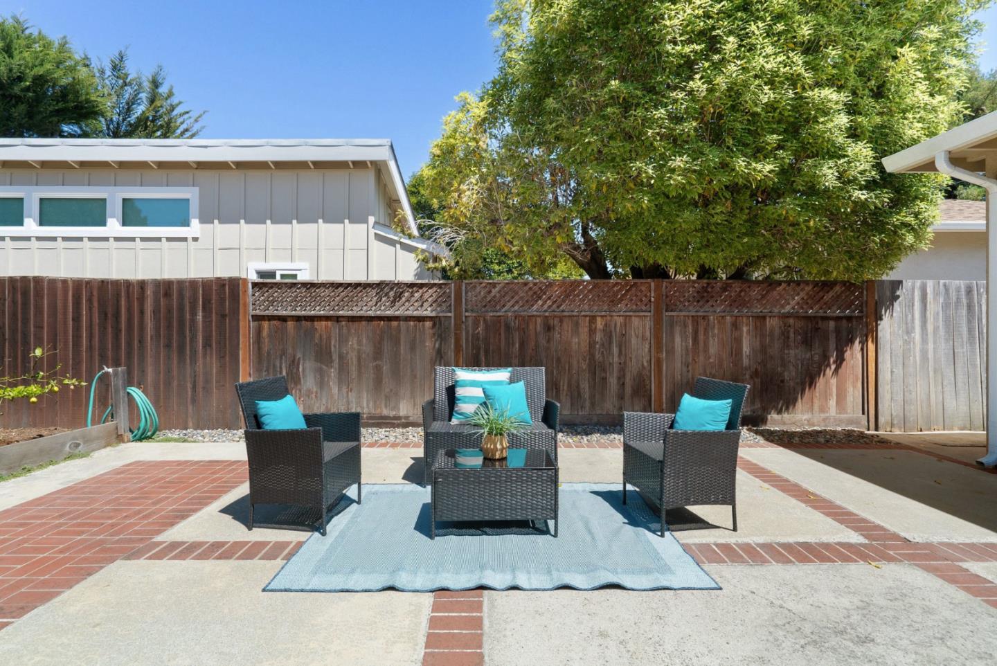 Property photo 33