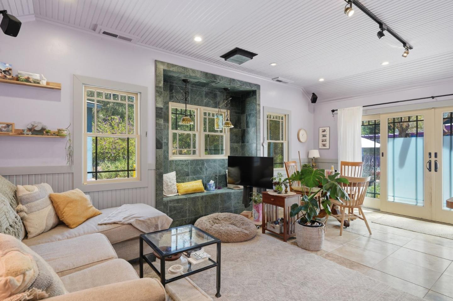 Property photo 44