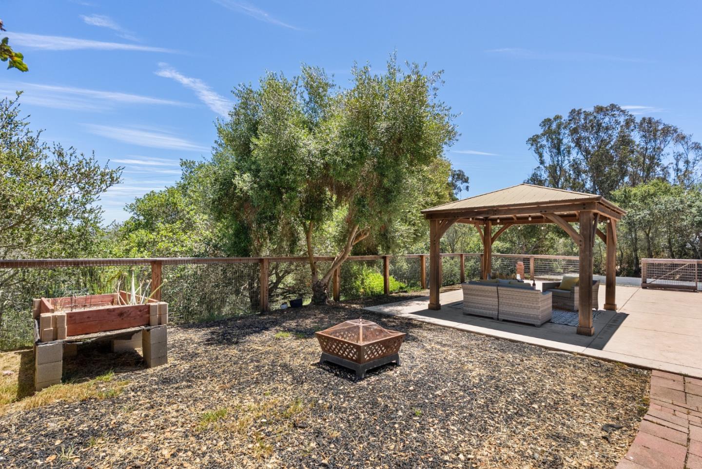 Property photo 46