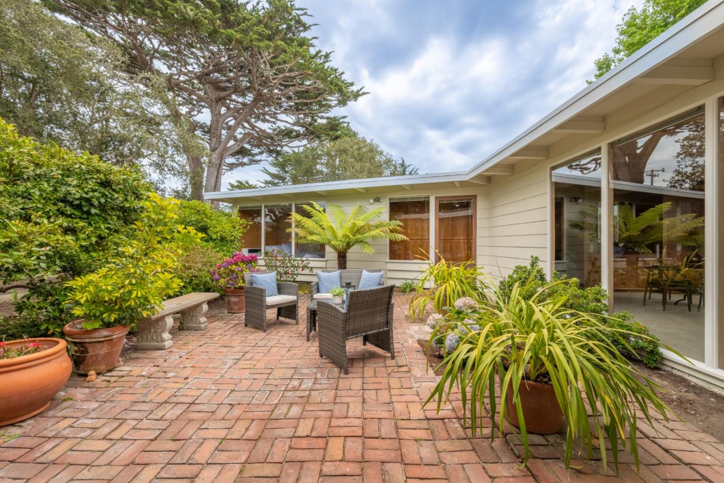 Property photo 31
