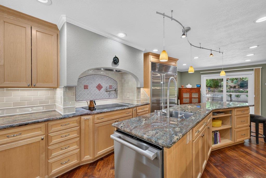 Property photo 30
