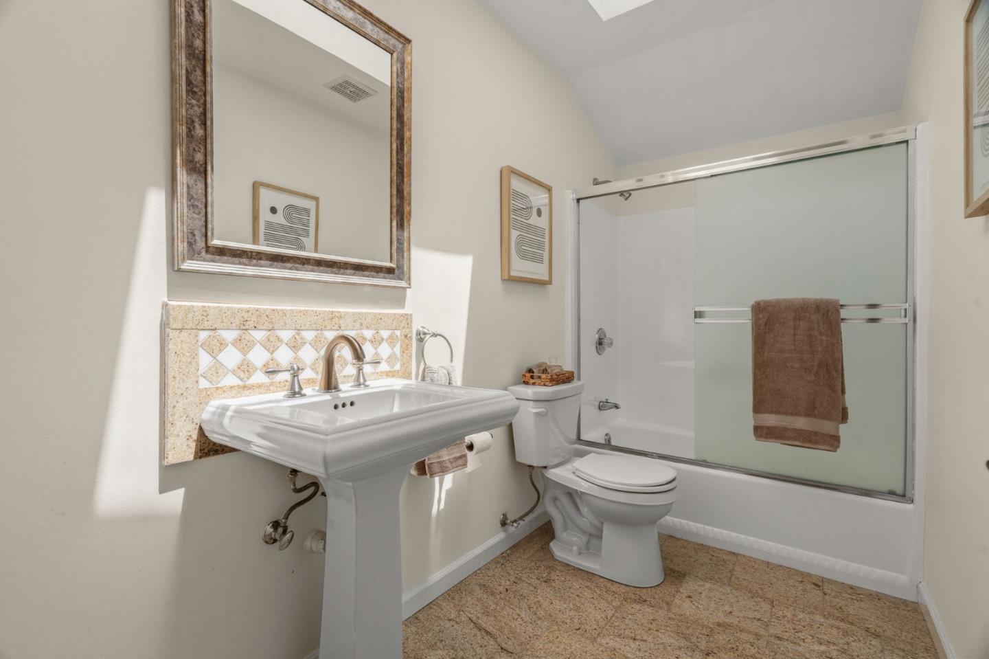 Property photo 40