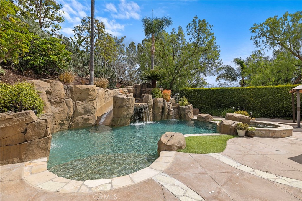 Property photo 42