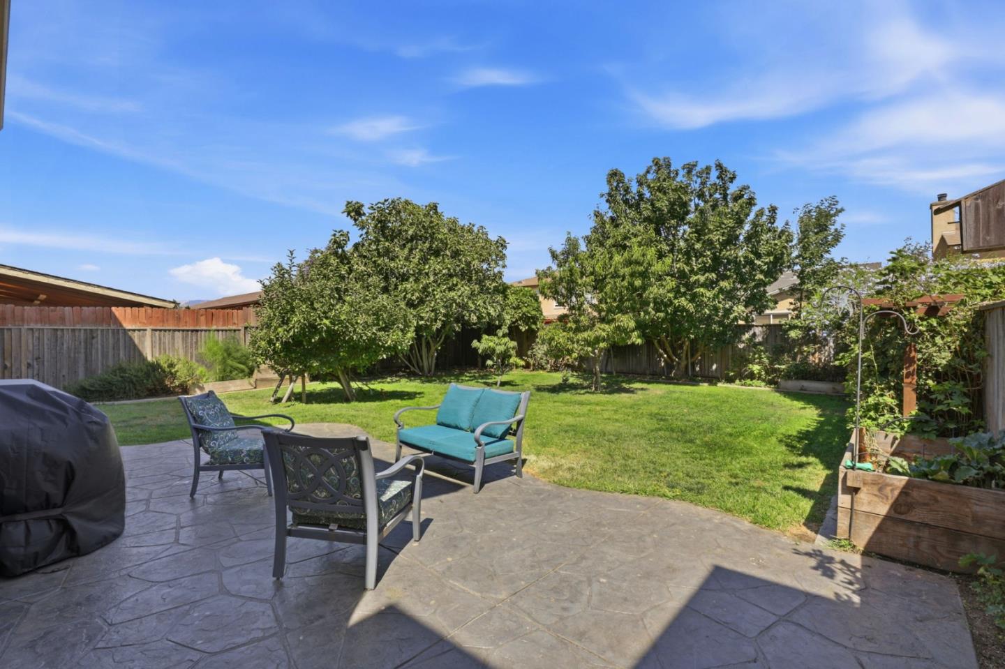 Property photo 44