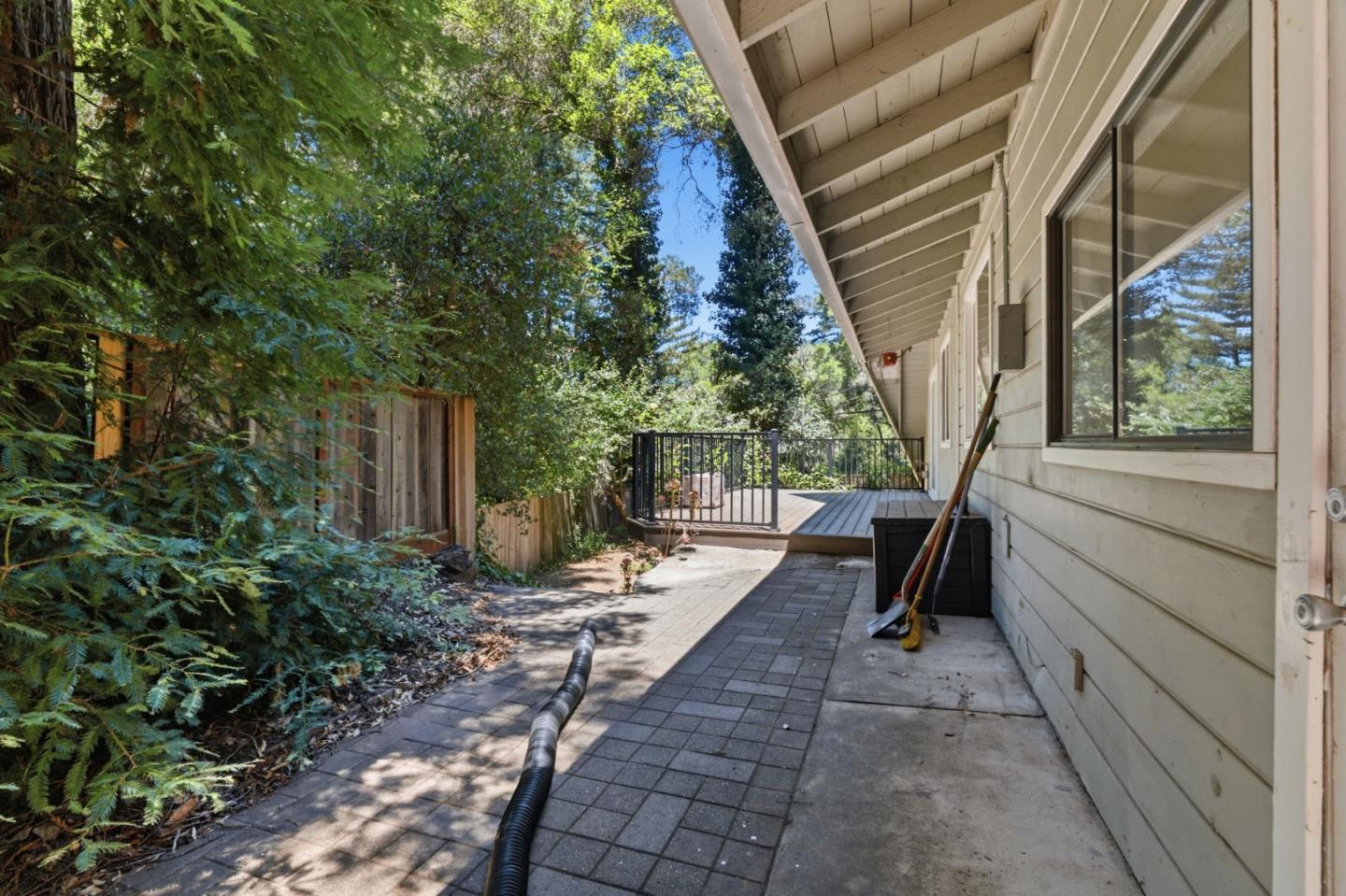 Property photo 37