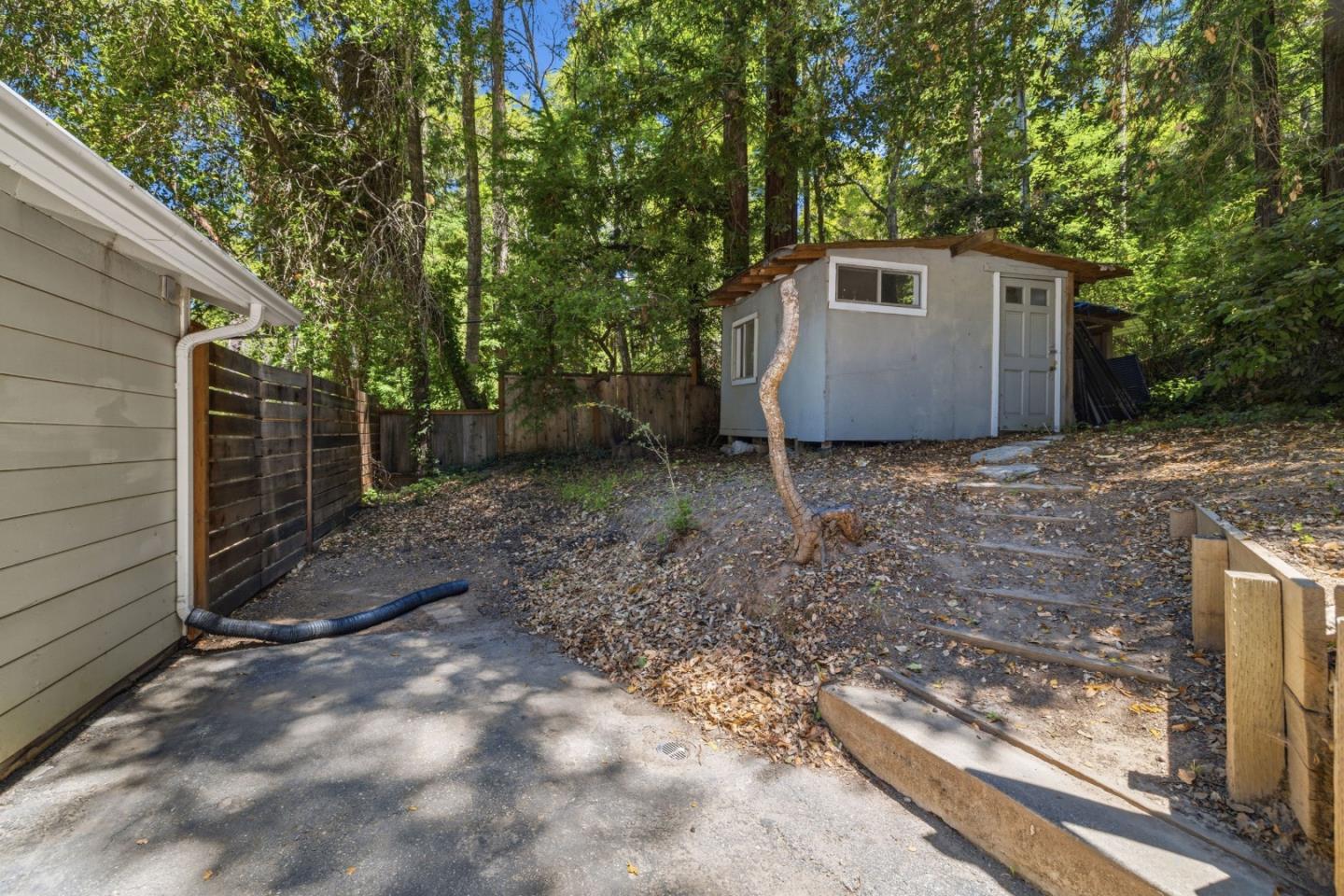 Property photo 44