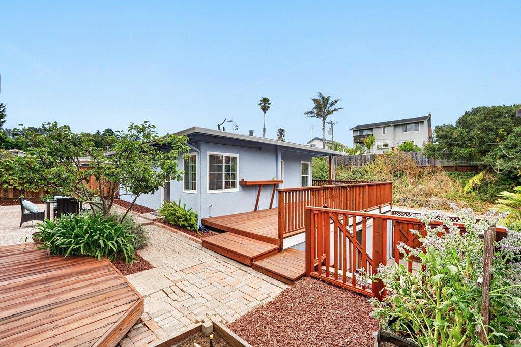 Property photo 32