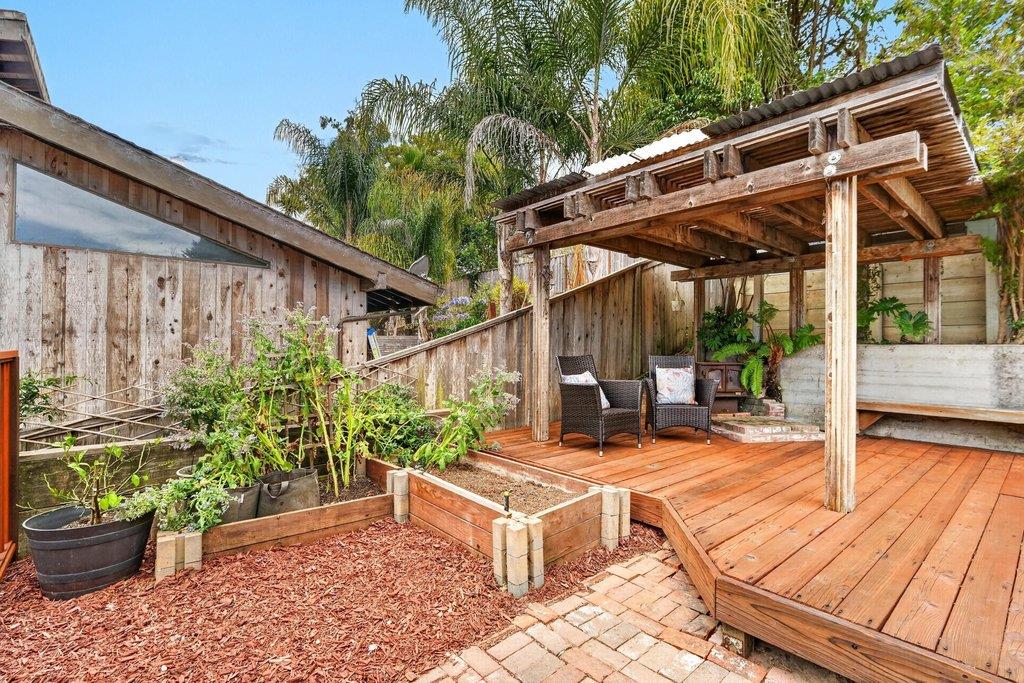 Property photo 40