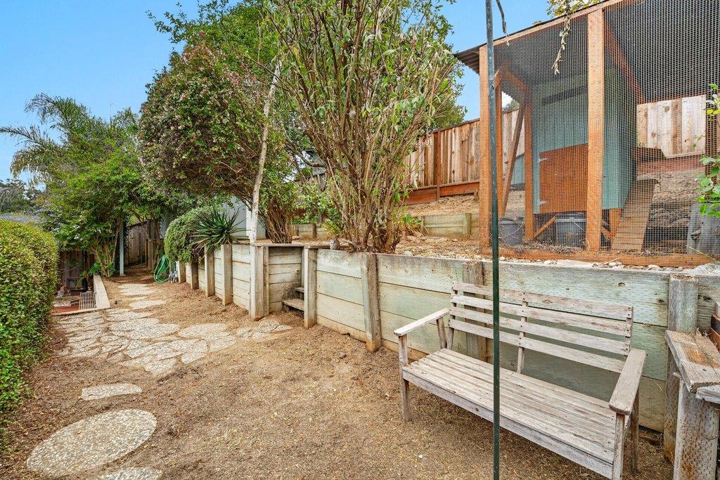 Property photo 44