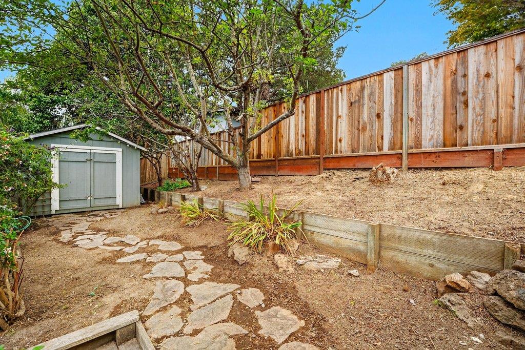 Property photo 46