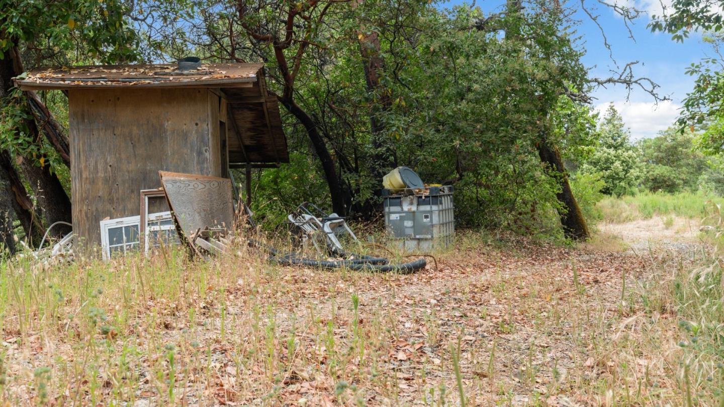 Property photo 33