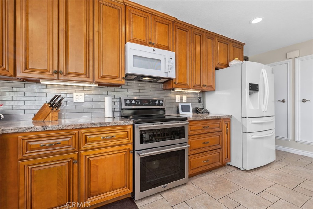 Property photo 24