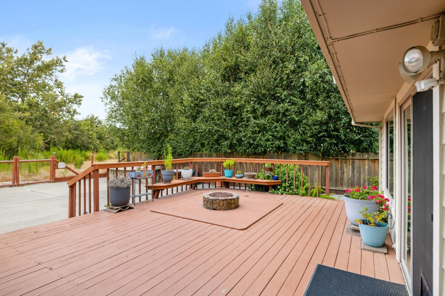 Property photo 44