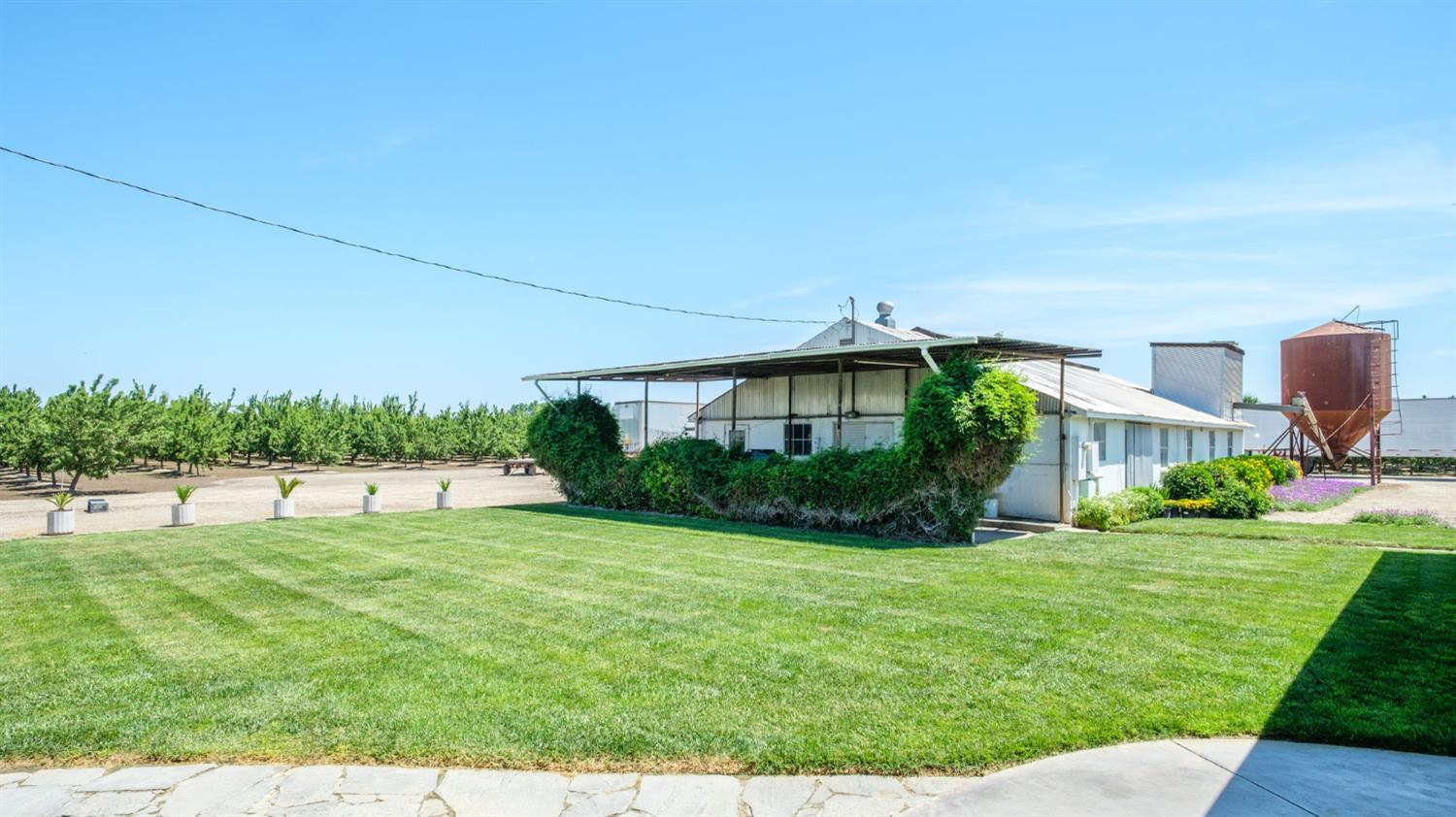 Property photo 34