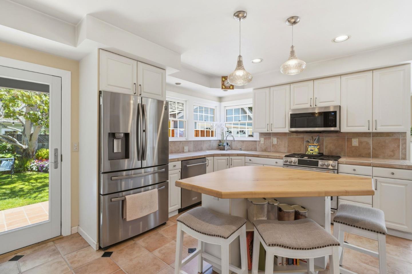 Property photo 25