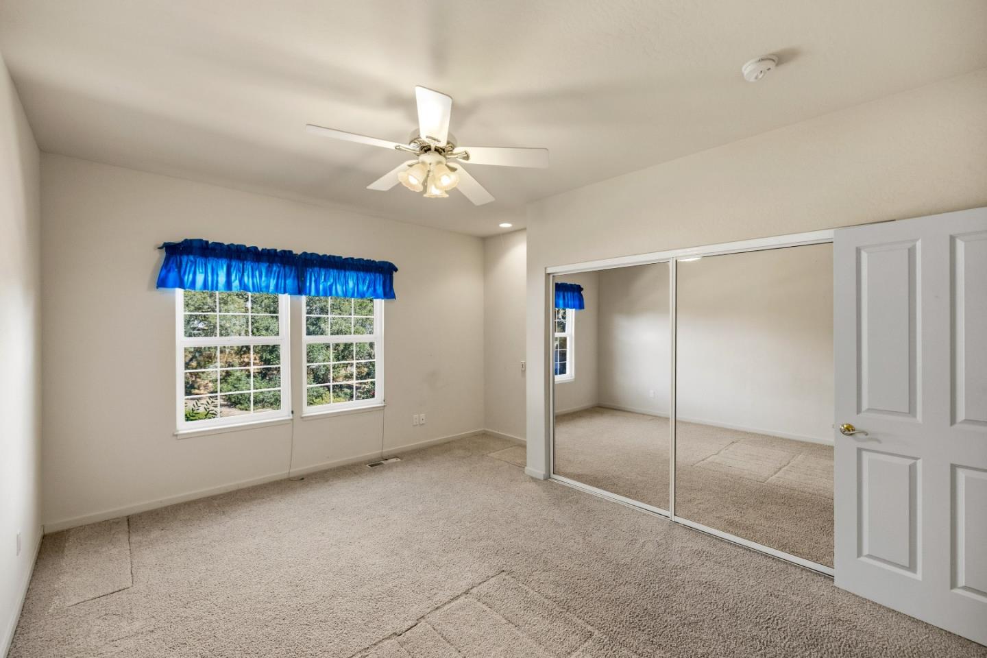 Property photo 43