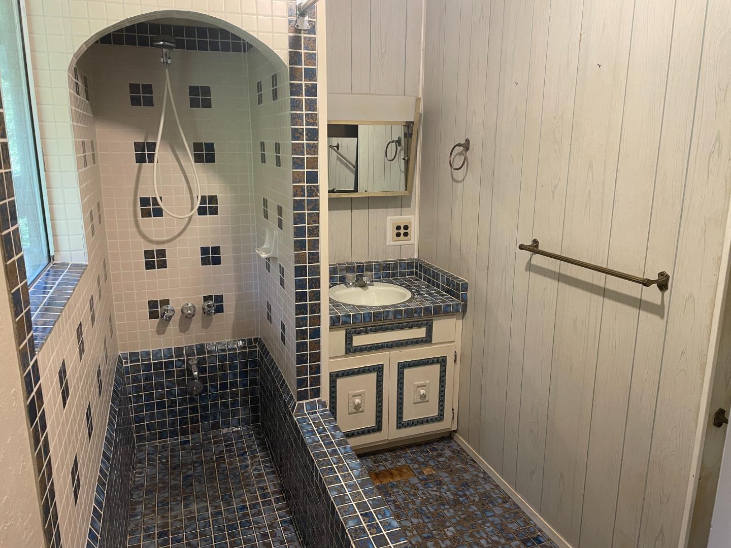Property photo 48