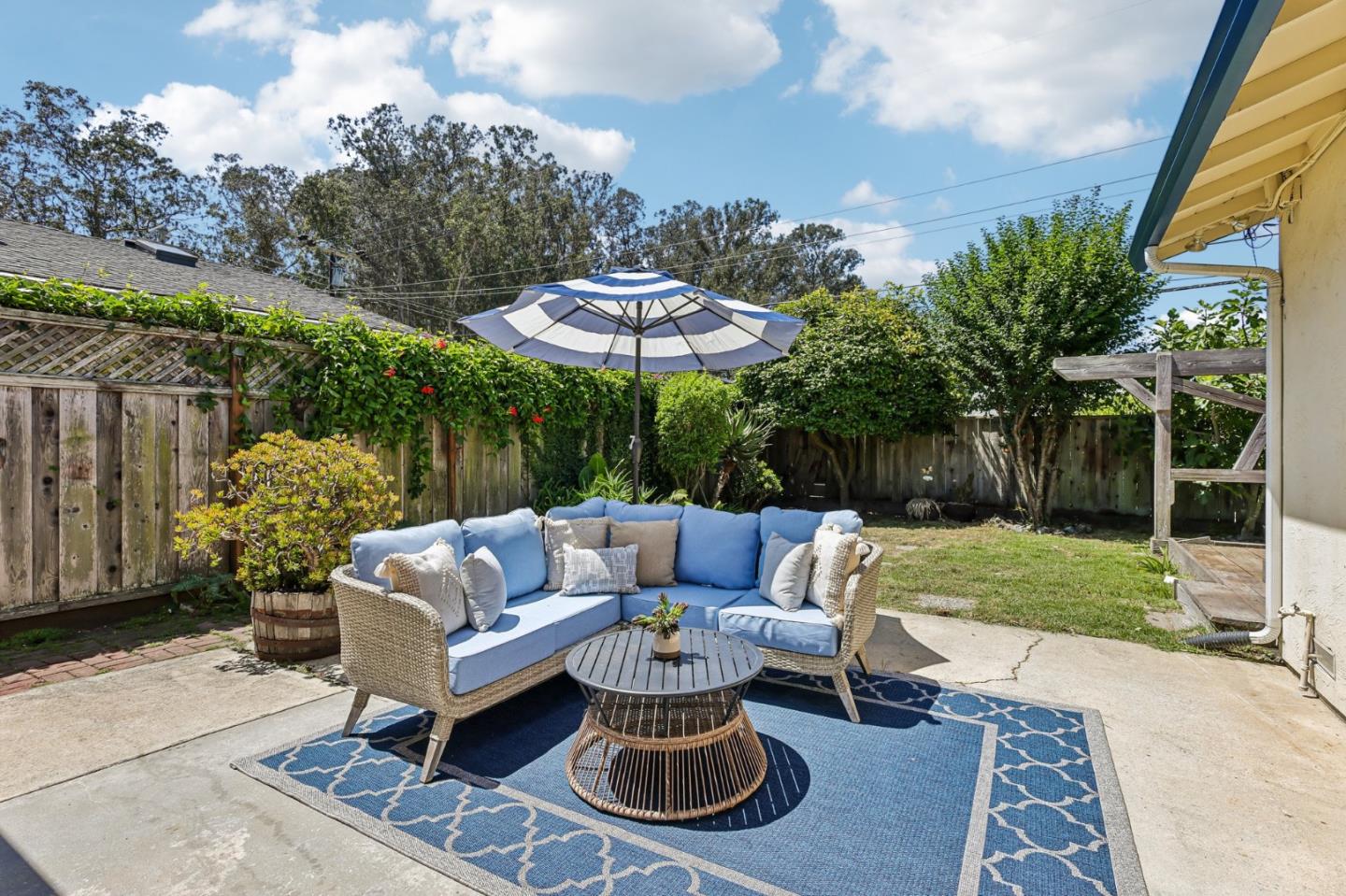 Property photo 36