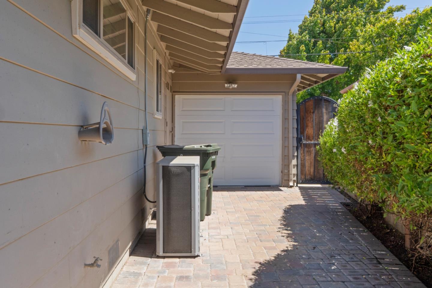 Property photo 43
