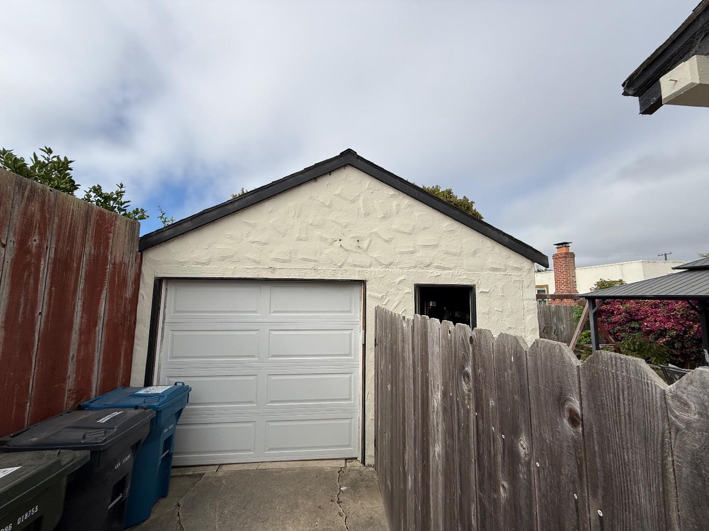 Property photo 33