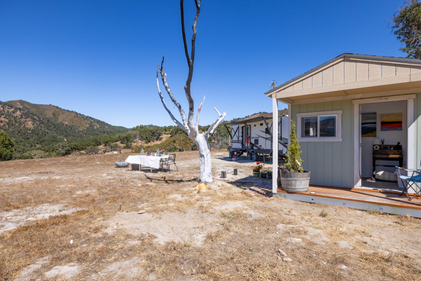 Property photo 25