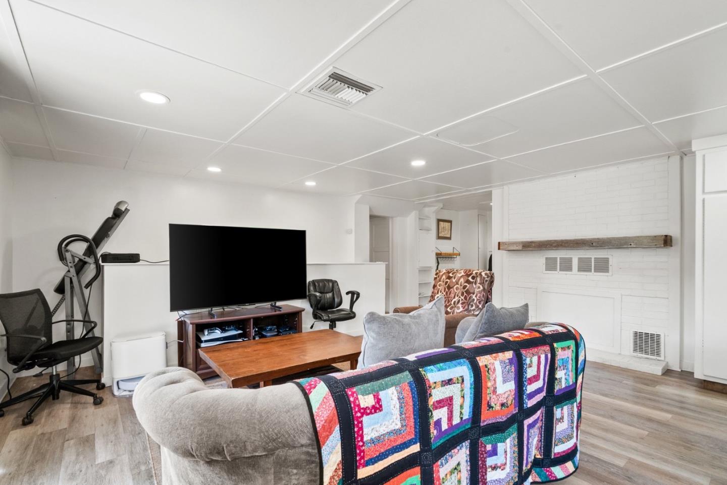 Property photo 32