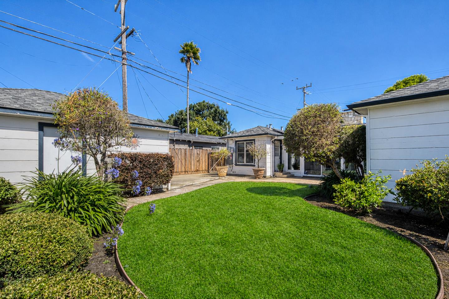 Property photo 44
