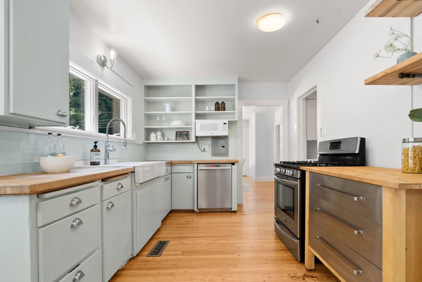 Property photo 25