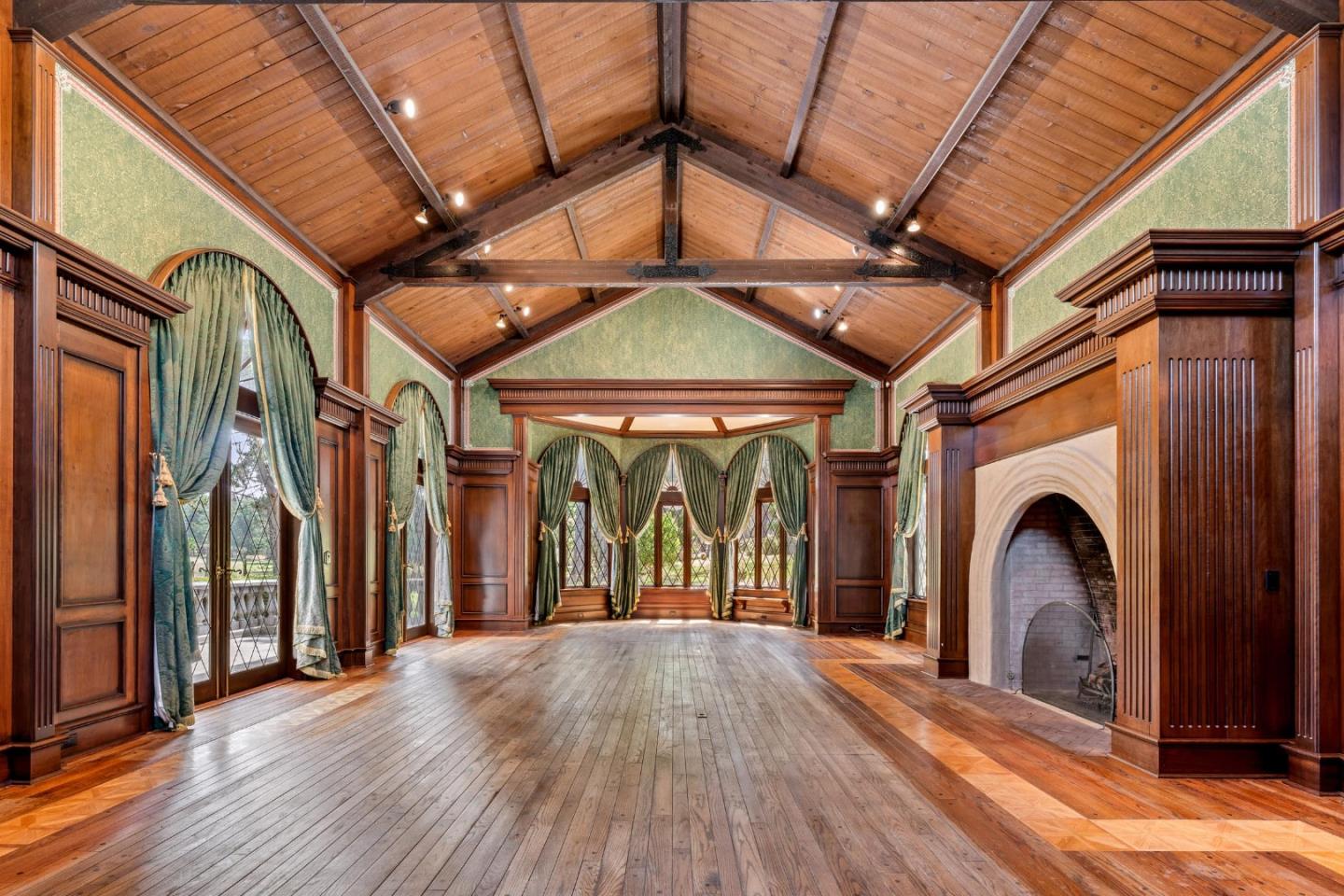 Property photo 23