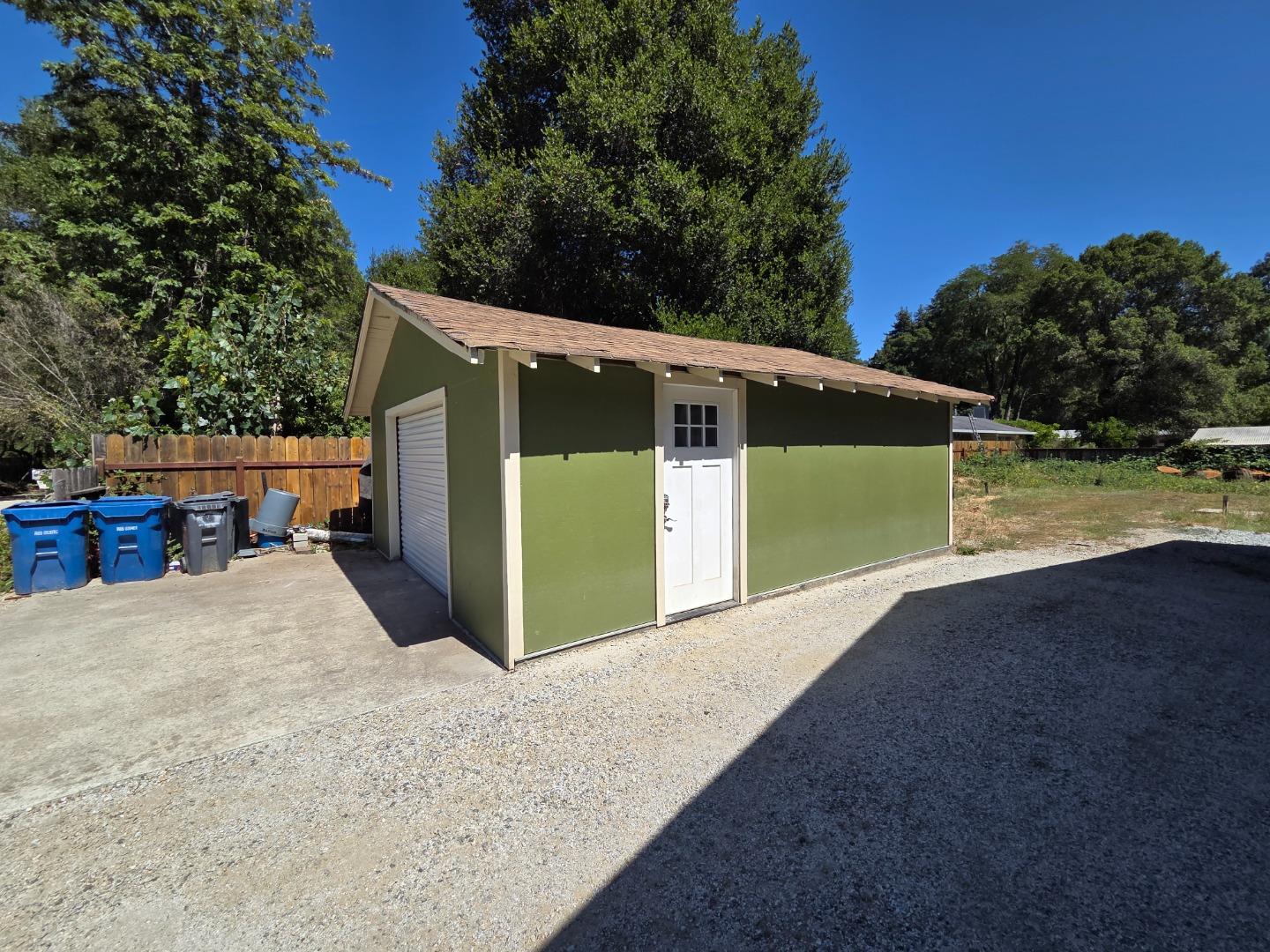 Property photo 23