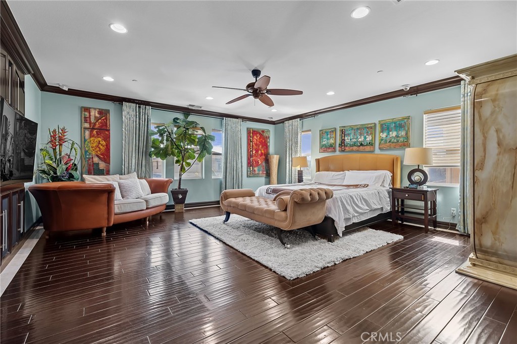 Property photo 44