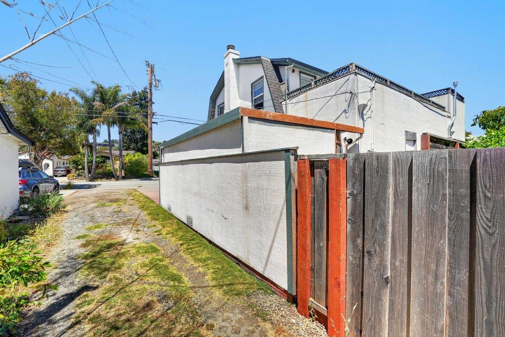 Property photo 40