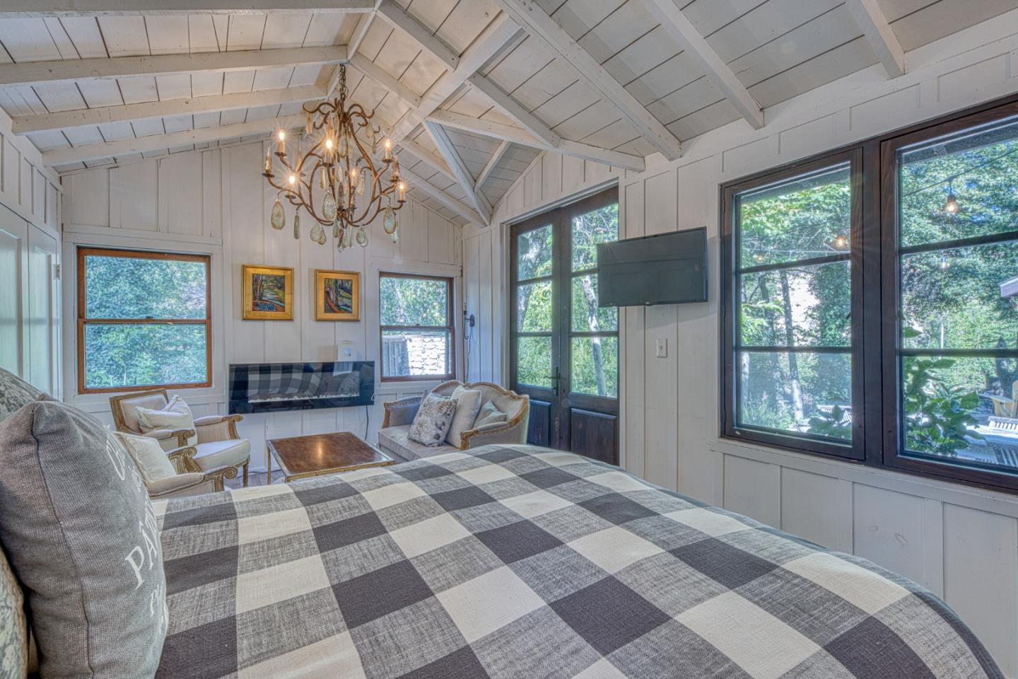 Property photo 31