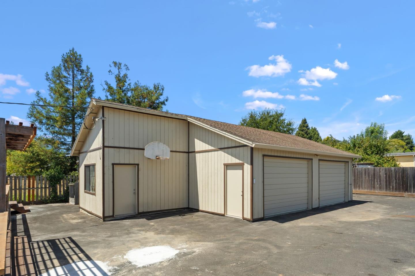 Property photo 27