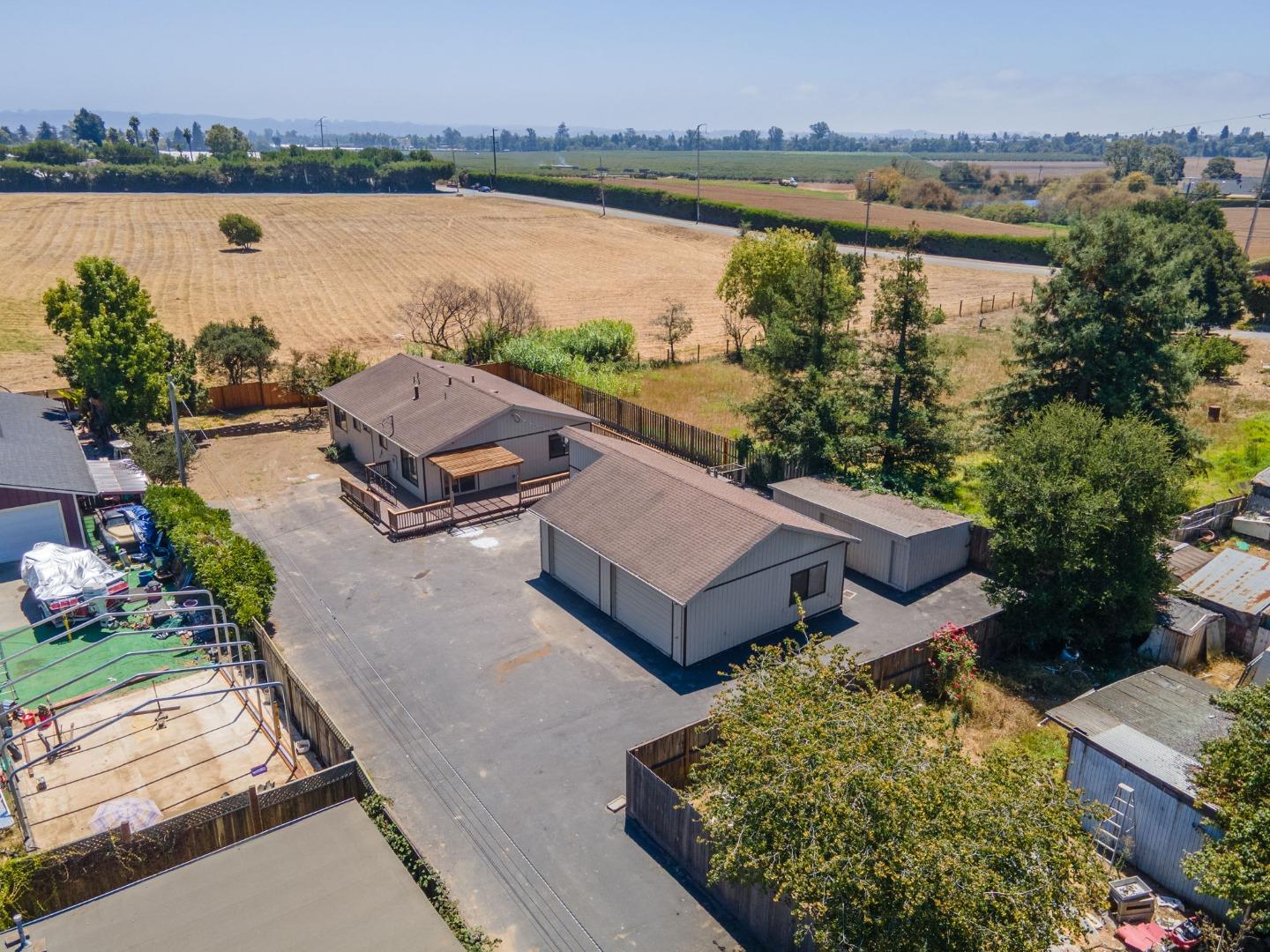Property photo 30