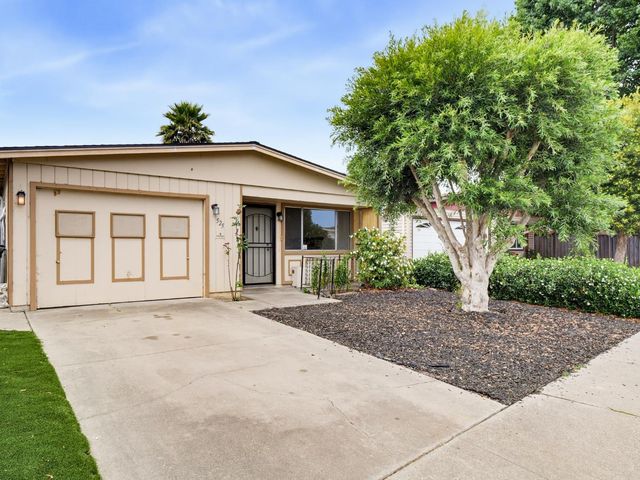 Property photo 43