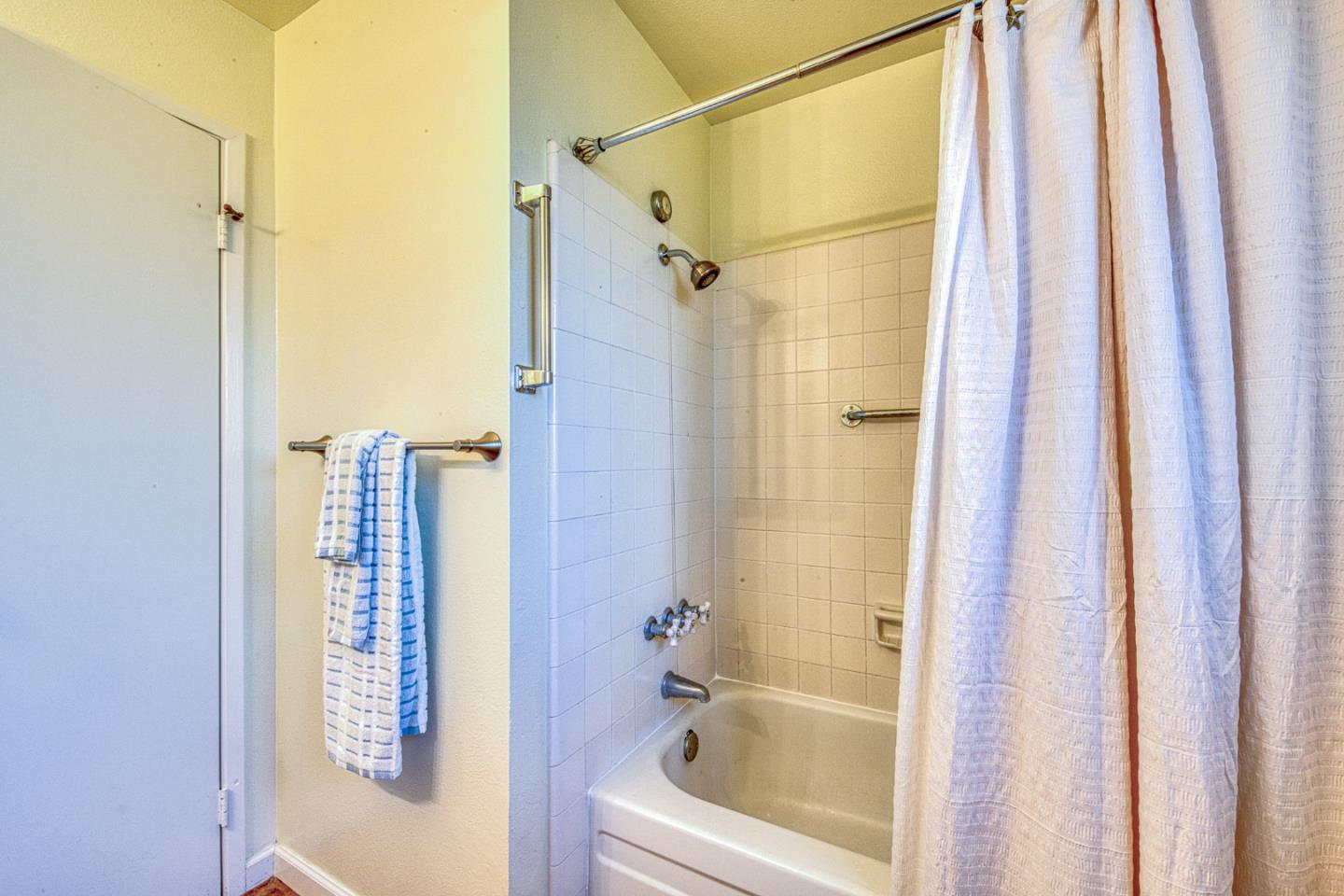 Property photo 46