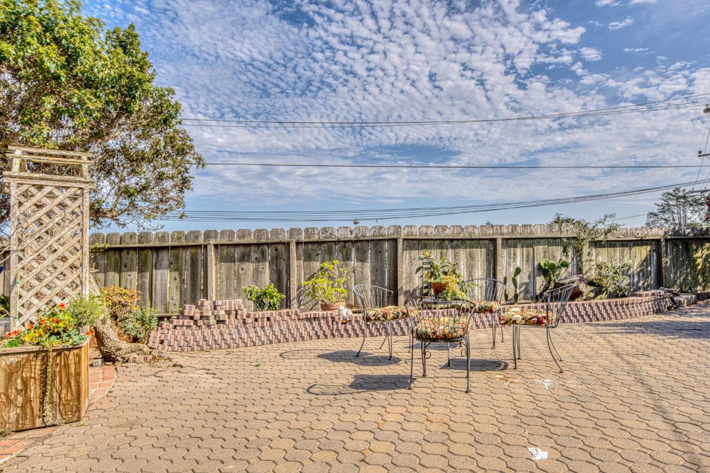 Property photo 50