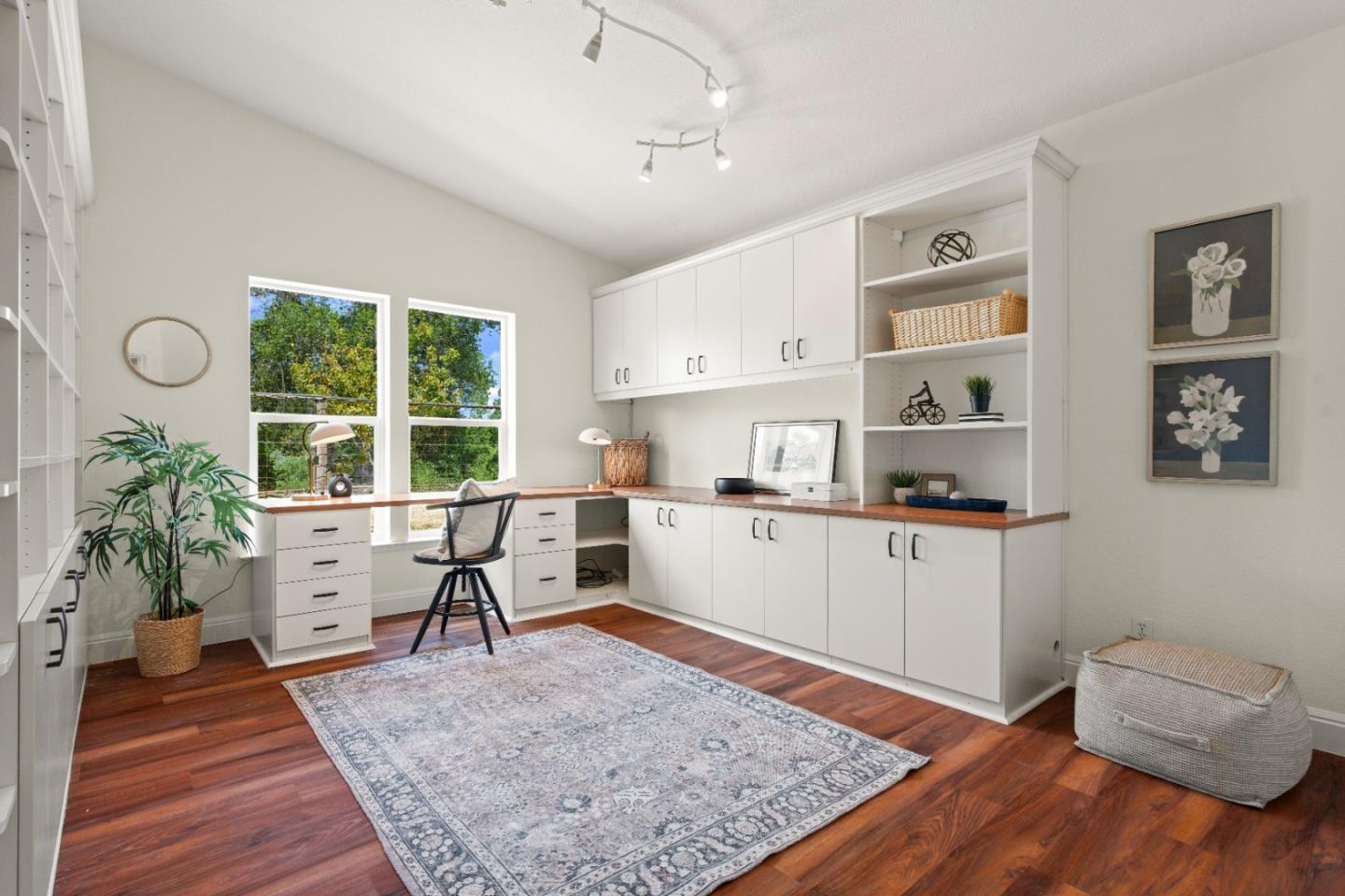 Property photo 32