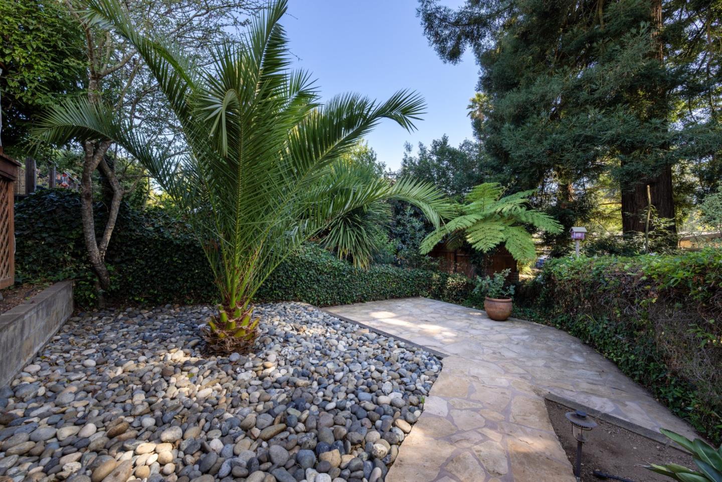 Property photo 35