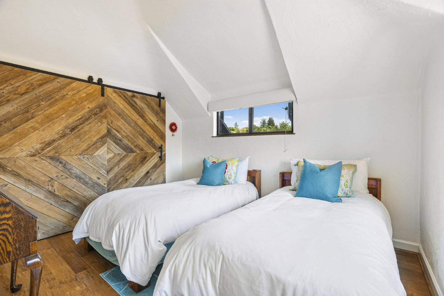 Property photo 37