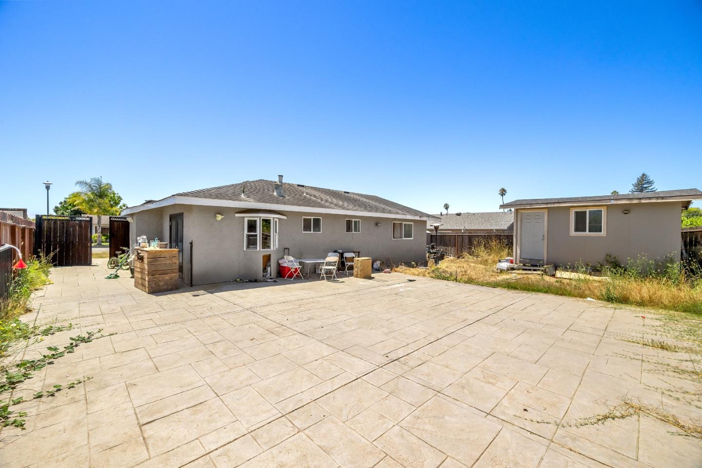 Property photo 23