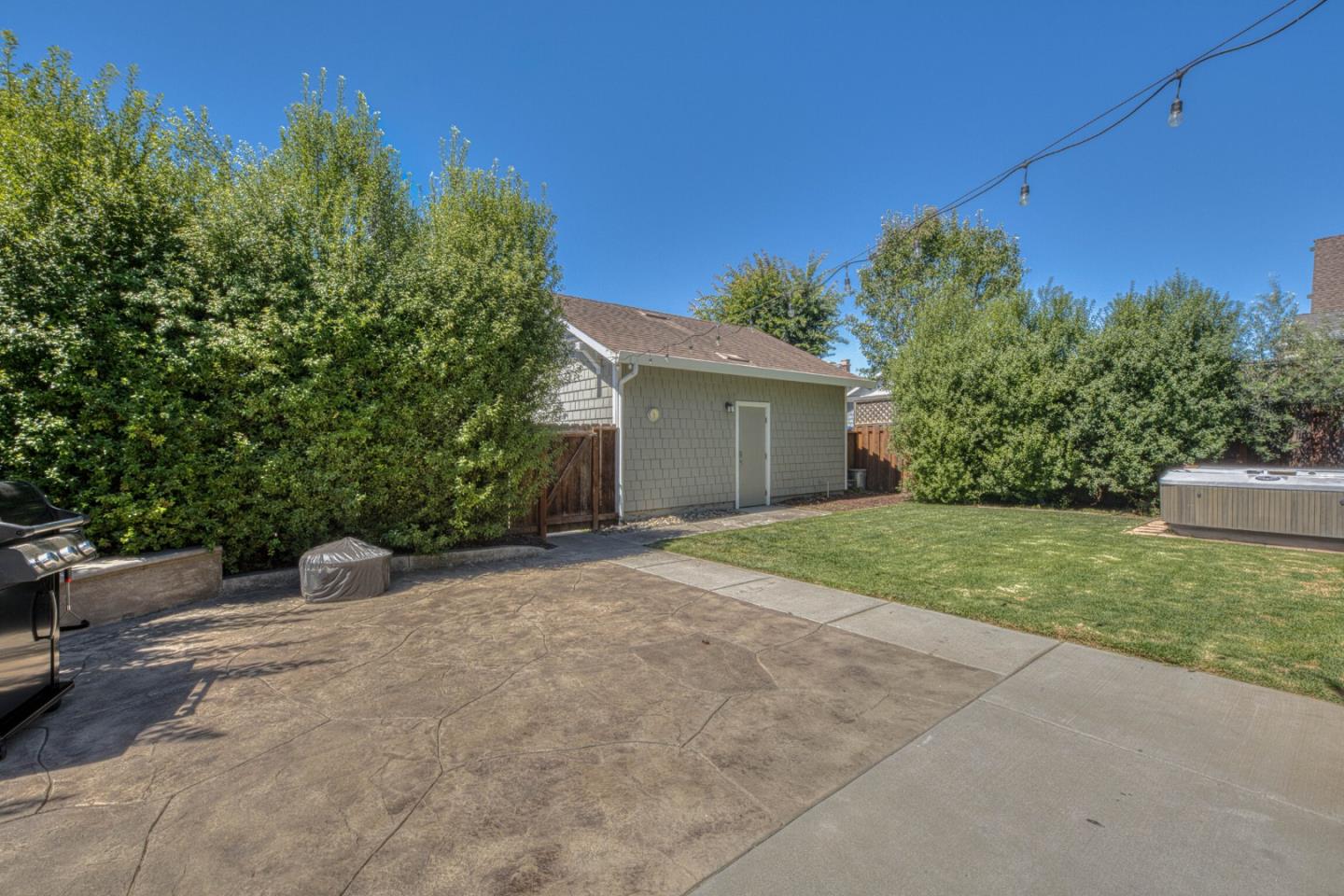Property photo 38