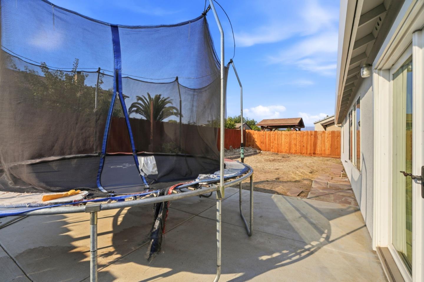 Property photo 35
