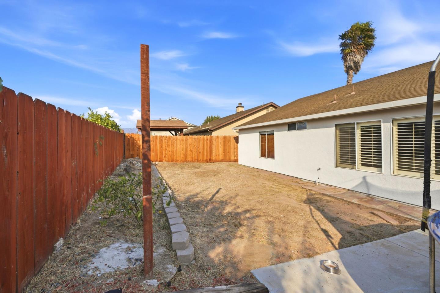 Property photo 37
