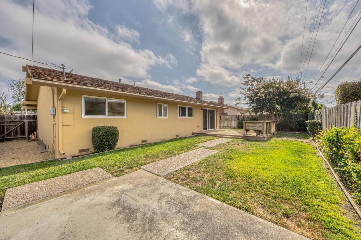 Property photo 24