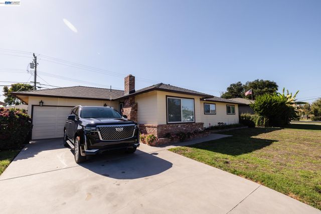 Property photo 31