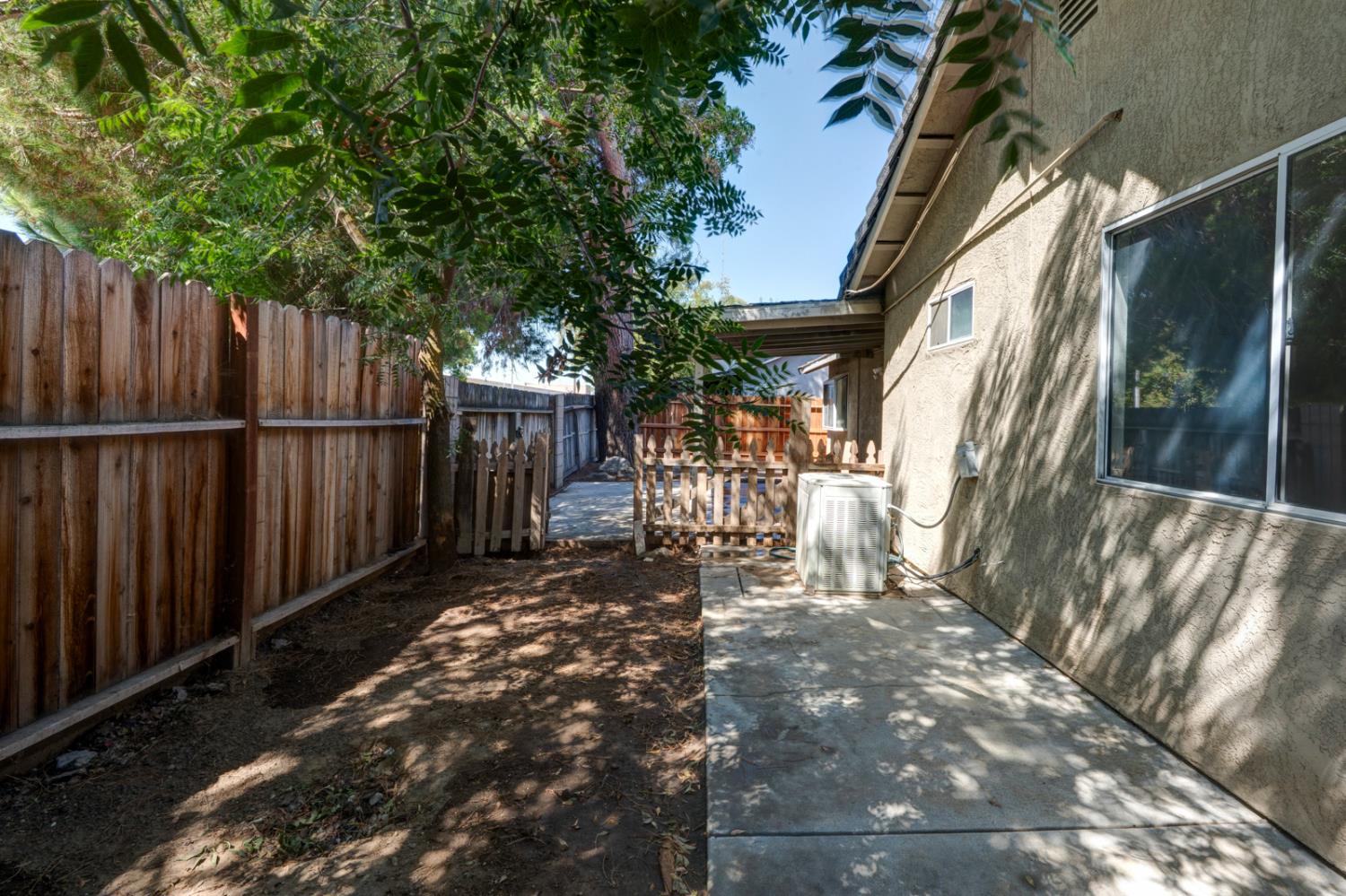 Property photo 44