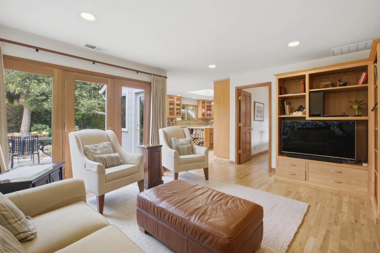 Property photo 37